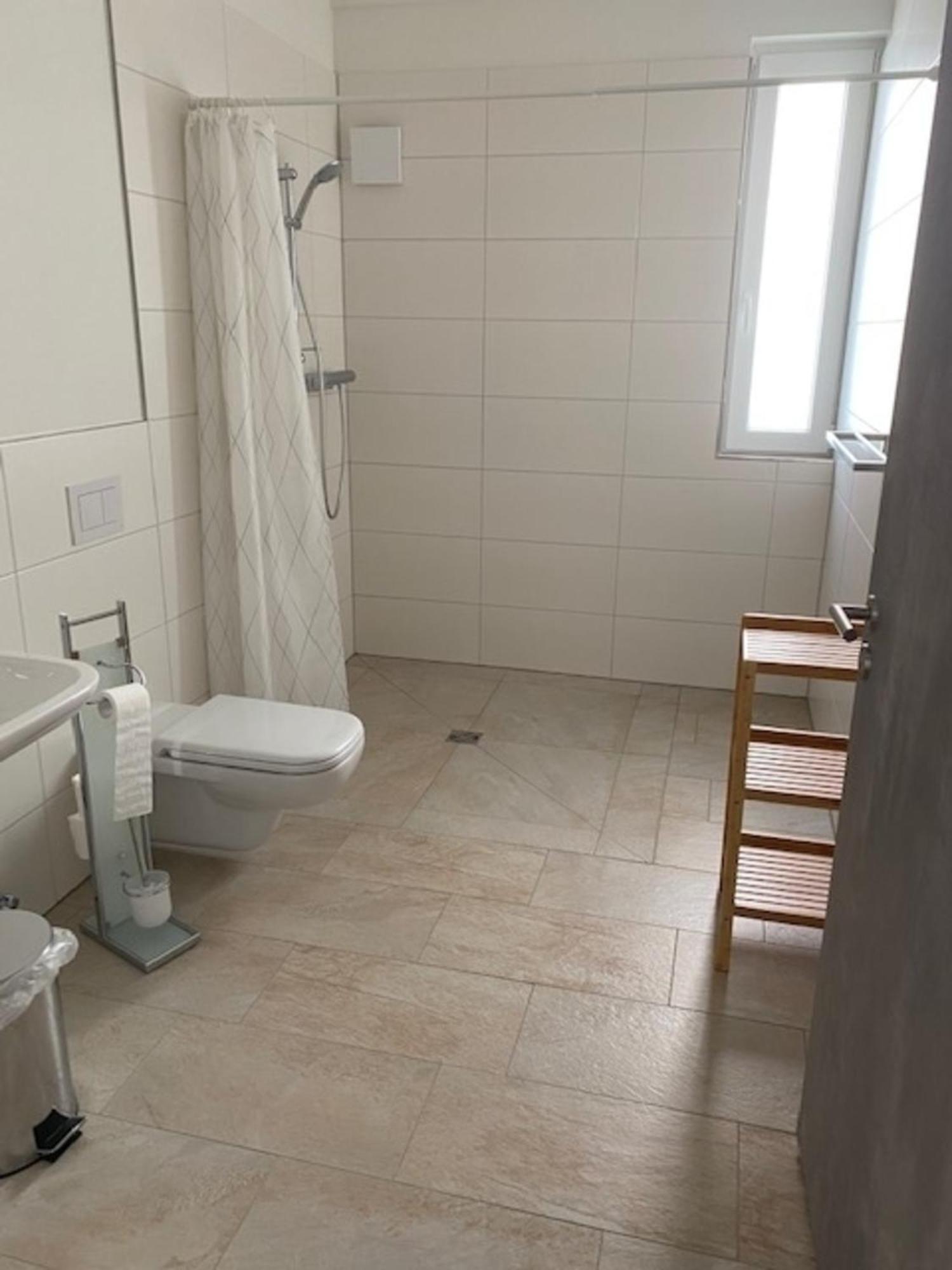 Penthouse 34 -rollstuhlgerecht- Appartement Oerlinghausen Buitenkant foto