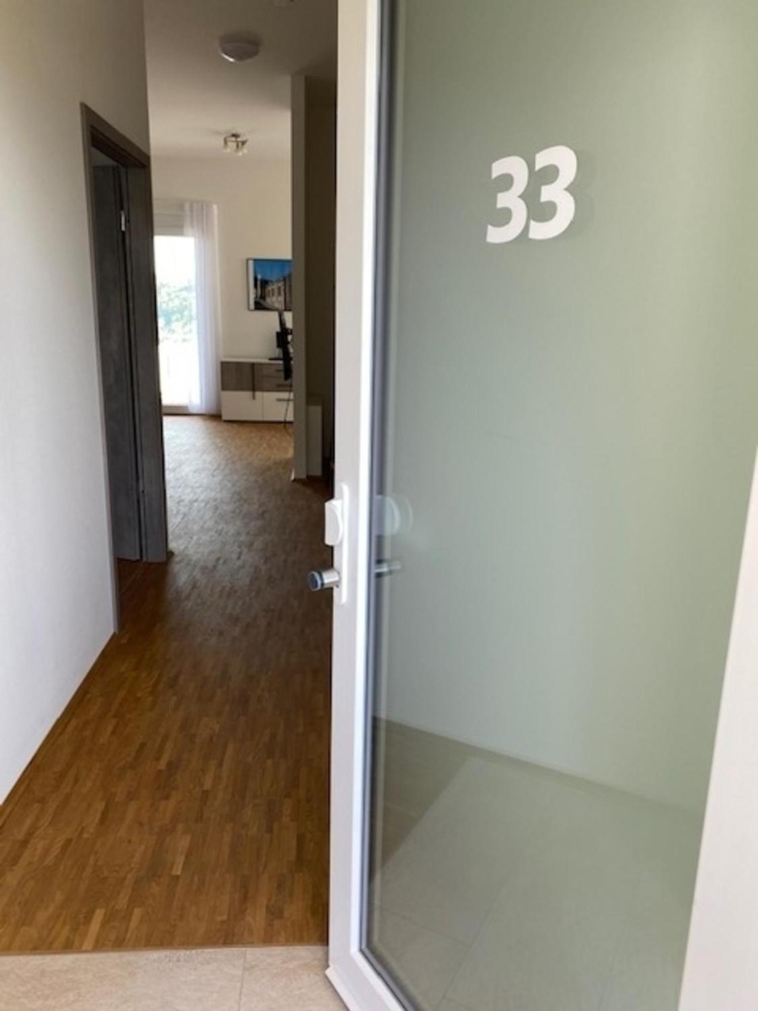 Penthouse 34 -rollstuhlgerecht- Appartement Oerlinghausen Buitenkant foto